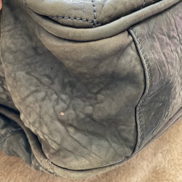 🛑🛑Reduced 🛑🛑Le Marais  Distressed Chanel Tote - Picture 14 of 16